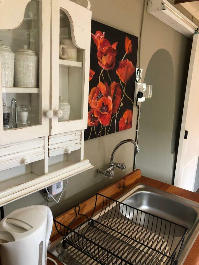 Staandakkie Guest Cottage Bredasdorp Bagian luar foto